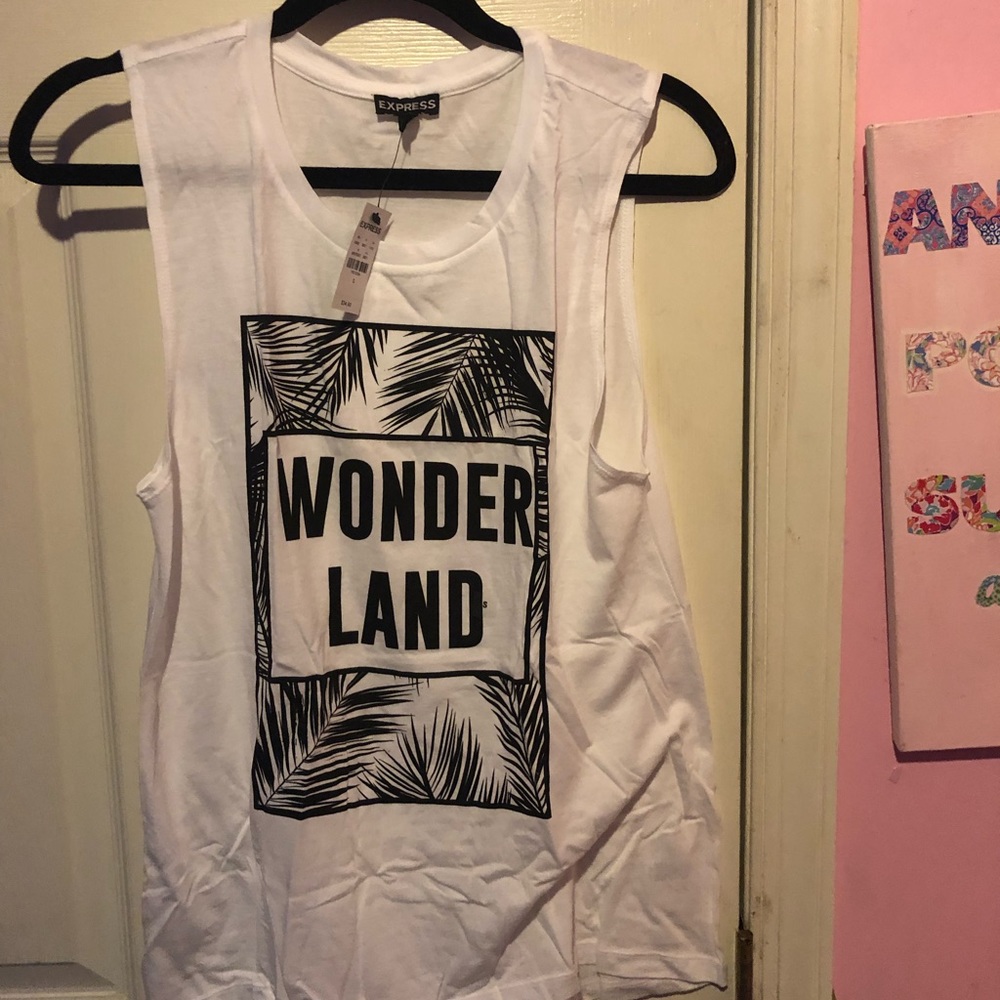 Express Graphic Tee